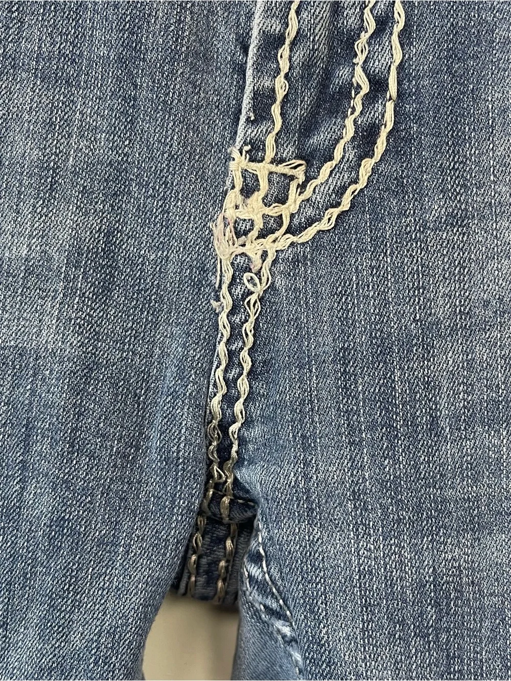 Cowgirl Tuff Company‎ Demi Cream dark blue denim jeans women’s size 30 X 33